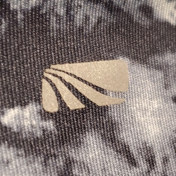 ☆3/35$ | MARIKA | Abstract Blue Print Tummy Control Active Leggings in Size M - Picture 4 of 8